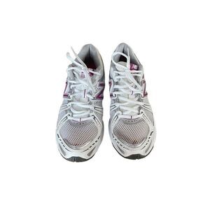 New Balance Womens White Pink Lace Up Running Comfort Athletic Shoes Size 9